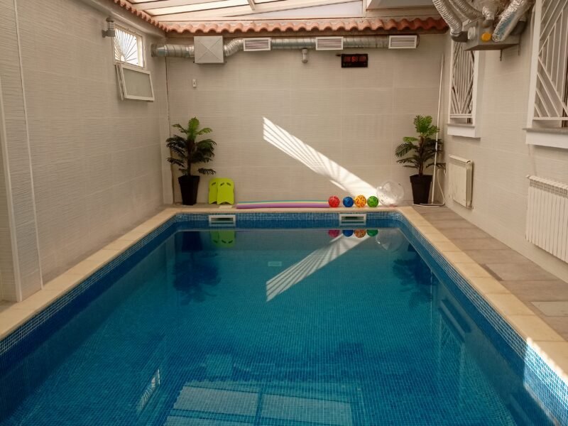Appartement F2 avec piscine couverte