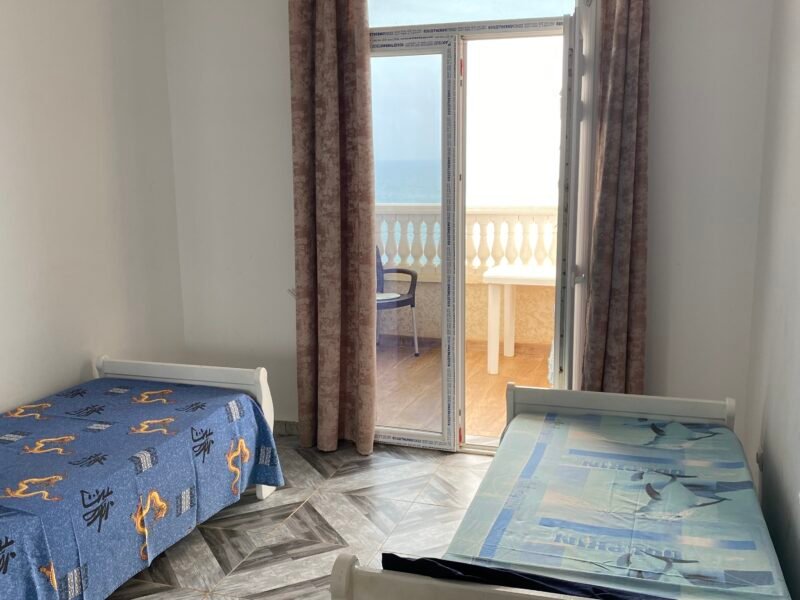 Appartement f3 neuf en bord de mer à tipaza Algérie