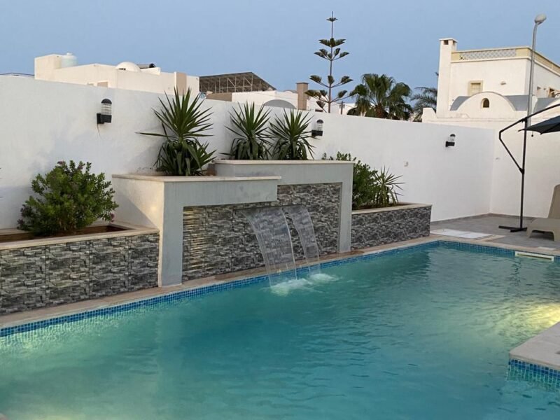 Belle villa haut standing avec piscine à Djerba