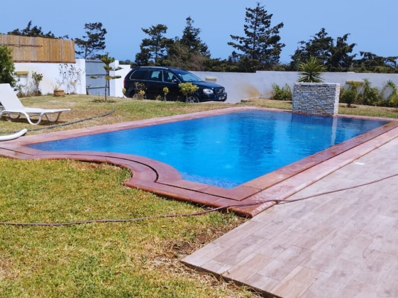 Villa avec piscine a Kerkouen Tunisie