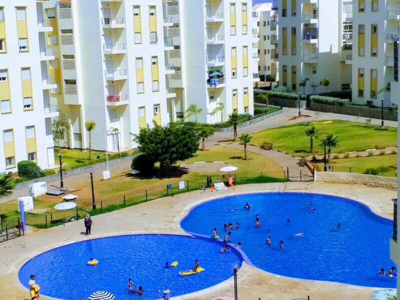 Appartement dans résidence avec piscine