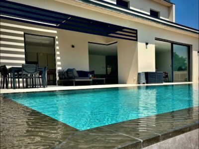 Dernière dispo du 24 au 31 août Villa piscine haut standing sans vis à vis