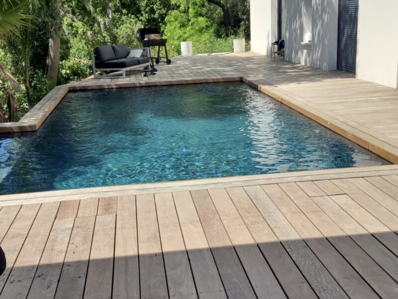 MAISON CONTEMPORAINE NIMES CENTRE AVEC PISCINE