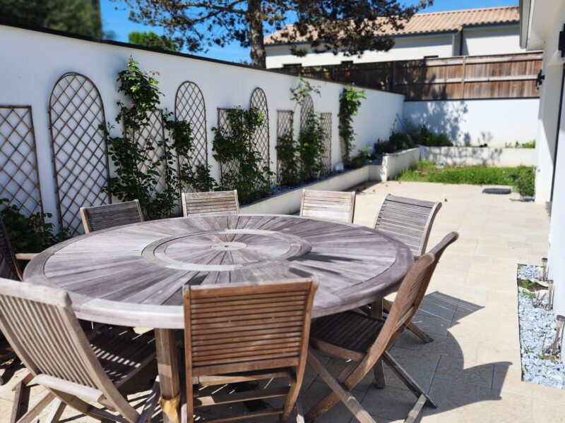 Villa bordeaux piscine, jacuzzi et sauna