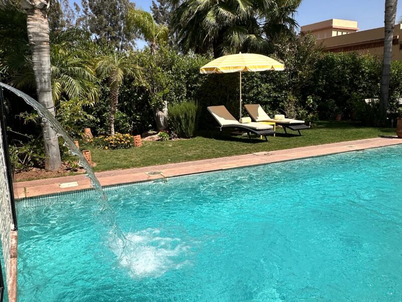 Villa de Charme avec Piscine Privée et Vue sur l’Atlas