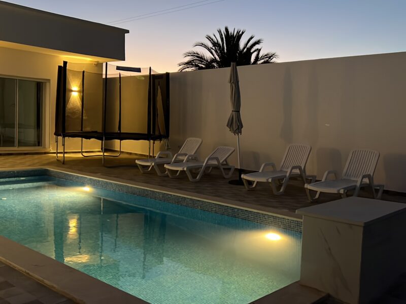 Villa avec piscine sans vis a vis – Djerba