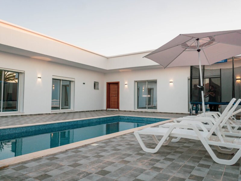 Villa avec piscine sans vis a vis – Djerba