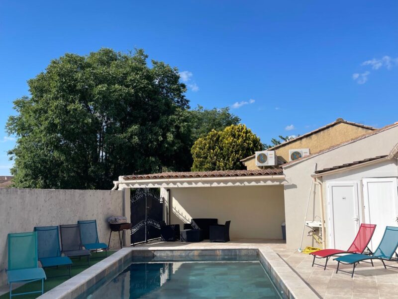 Loue extension autonome et indépendante de 50m2 avec piscine privee sans vis a vis.
