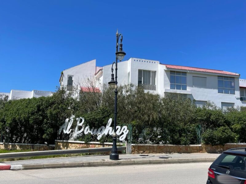 Bord de mer & vue piscine + parking – Résidence Malabata