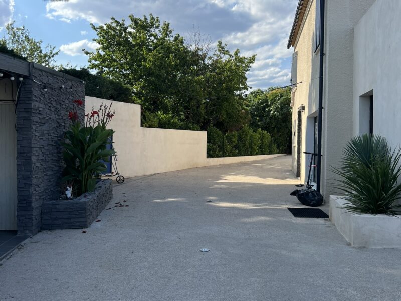 Grande Maison avec Piscine Chauffée, Hammam & Salle de Jeux